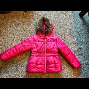 Girls pink size 6x jacket. Great condition. Zipper works good.